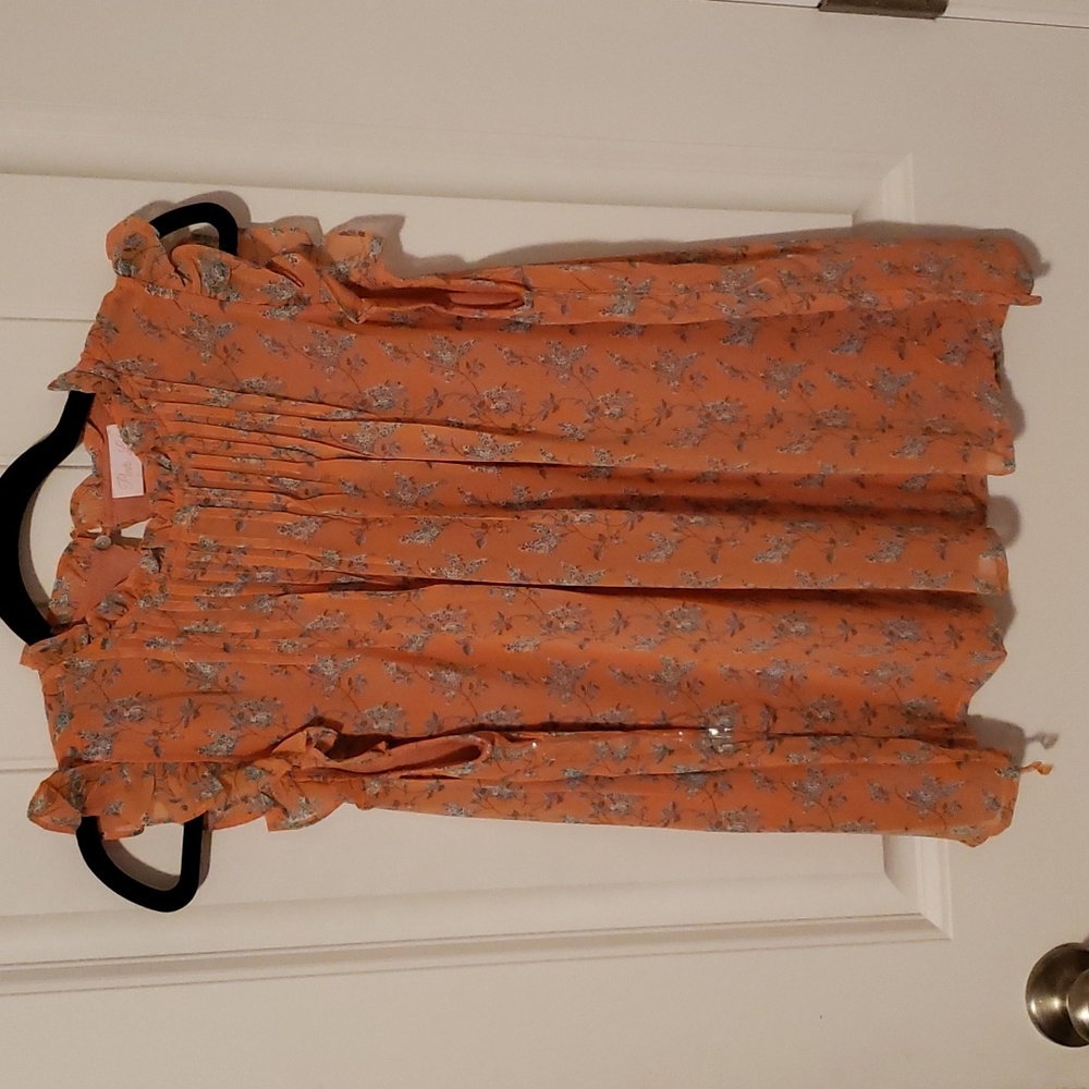 Ruffle sleeve blouse